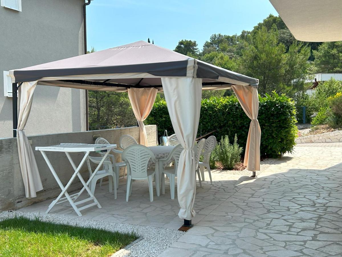 Apartments Antonella Trogir Exterior foto